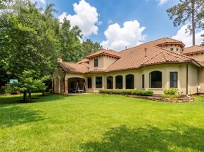 50 S Badger Lodge Circle, The Woodlands TX 77389