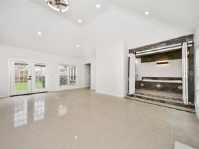 15719 Baytree, Houston TX 77070