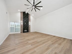 15719 Baytree, Houston TX 77070