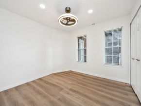 15719 Baytree, Houston TX 77070