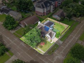 15719 Baytree, Houston TX 77070
