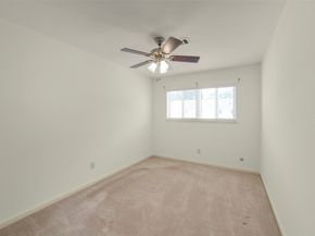 9662 Westview Drive 5, Houston TX 77055