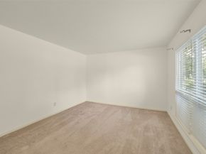 9662 Westview Drive 5, Houston TX 77055