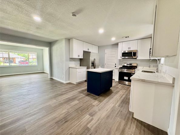 4131 Dacca Drive, Houston TX 77047