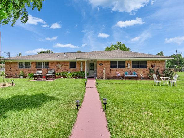 14310 Henry Road, Houston TX 77060