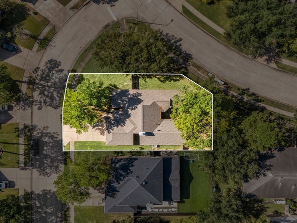 17222 Crown Meadow Court, Houston TX 77095