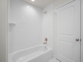 1648 Bonnie Brae Street, Houston TX 77006