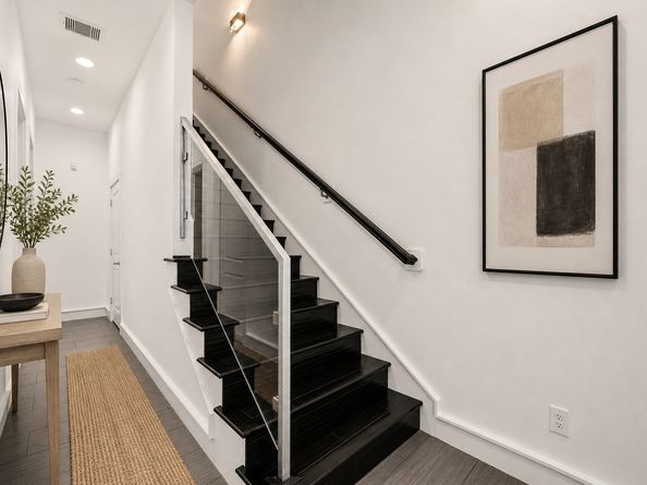 5228 Maxie Street B, Houston TX 77007
