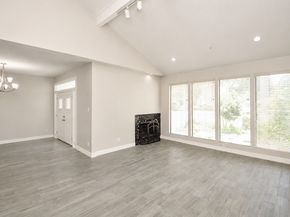 7655 S Braeswood Boulevard 27, Houston TX 77071