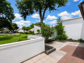 7655 S Braeswood Boulevard 27, Houston TX 77071