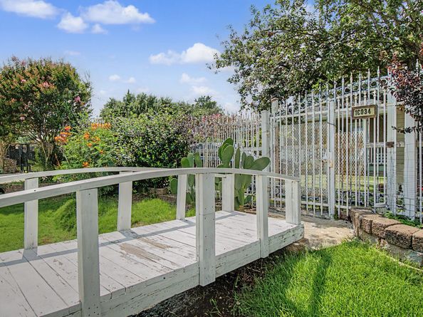 10034 Alfred Lane, Houston TX 77041