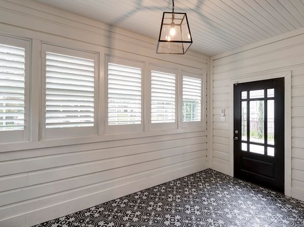 818 Wilkes Street, Houston TX 77009