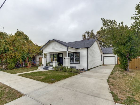 211 E 31st 1/2 Street, Houston TX 77018