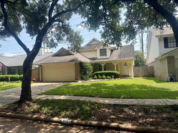 2103 Creekshire Drive, Sugar Land TX 77478