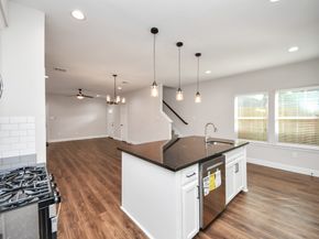 6910 J W Peavy Drive, Houston TX 77011