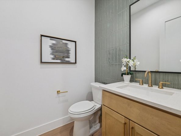 1225 Du Barry Lane, Houston TX 77018