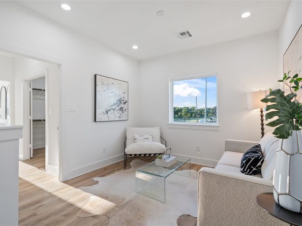 9003 Comal Street, Houston TX 77051