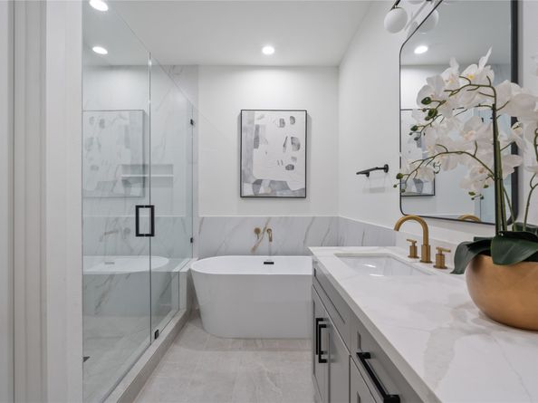 9003 Comal Street, Houston TX 77051