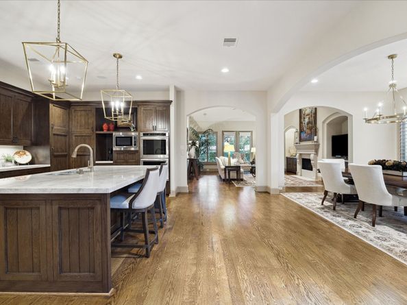 15307 Oyster Creek Lane, Sugar Land TX 77478