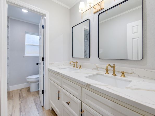 9719 Lawngate Drive, Houston TX 77080