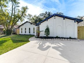 9719 Lawngate Drive, Houston TX 77080