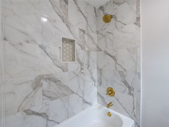 9719 Lawngate Drive, Houston TX 77080