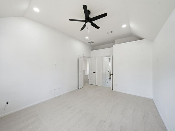 82 N Apple Springs Circle, The Woodlands TX 77382