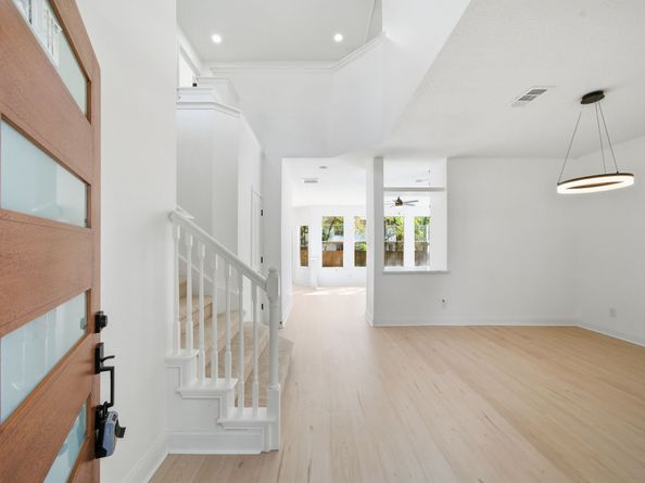 82 N Apple Springs Circle, The Woodlands TX 77382