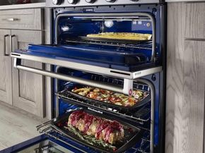 82 N Apple Springs Circle, The Woodlands TX 77382