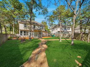 82 N Apple Springs Circle, The Woodlands TX 77382