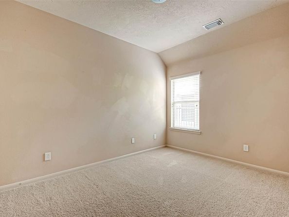 31 Pleasant Point Place, Spring TX 77389