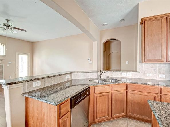 31 Pleasant Point Place, Spring TX 77389