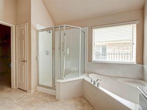 31 Pleasant Point Place, Spring TX 77389