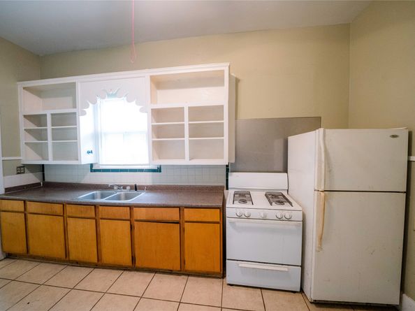 815 Quitman Street, Houston TX 77009