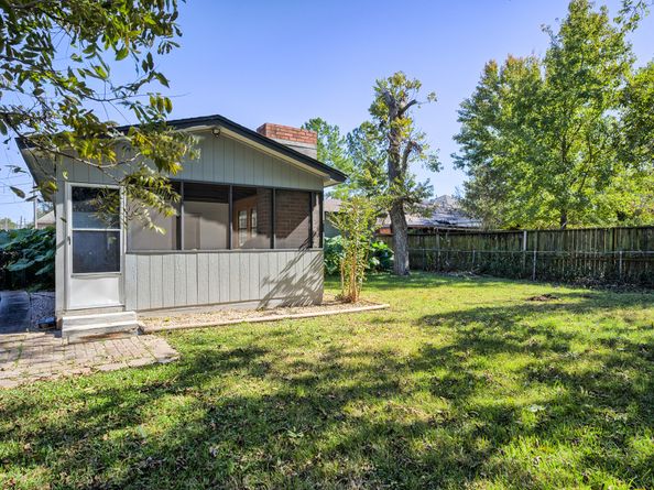 5907 Nancy Ann Street, Houston TX 77009