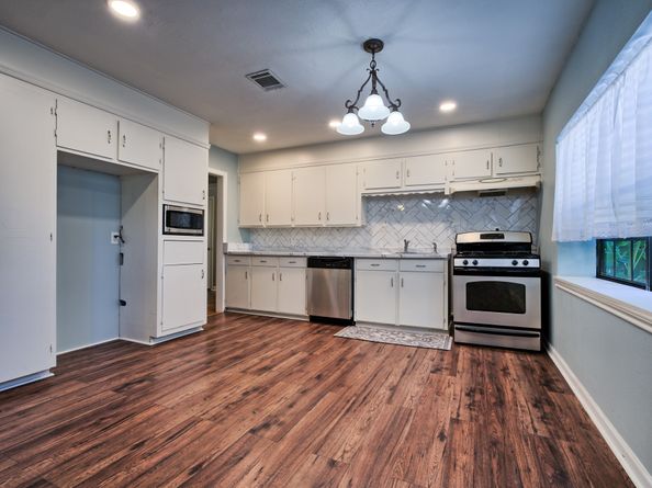 5907 Nancy Ann Street, Houston TX 77009