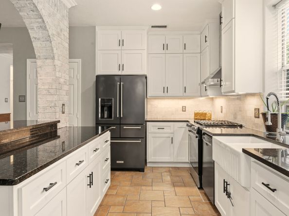 60 W Twinberry Place, The Woodlands TX 77381