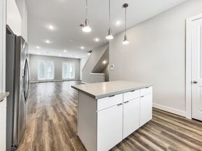 1276 N Post Oak Road B, Houston TX 77055