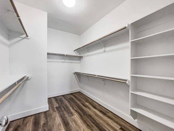 1276 N Post Oak Road B, Houston TX 77055