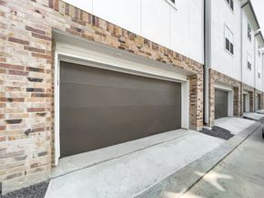 1276 N Post Oak Road B, Houston TX 77055