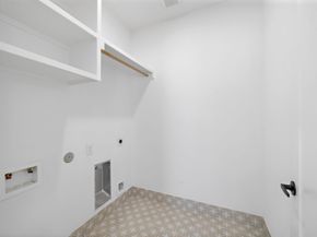 923 Fisher Street A, Houston TX 77018