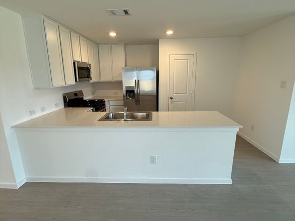 25613 Rose Creek Drive, Cleveland TX 77328