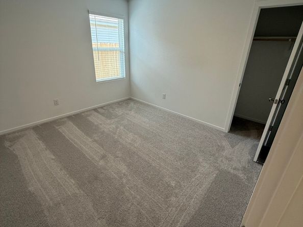 25613 Rose Creek Drive, Cleveland TX 77328