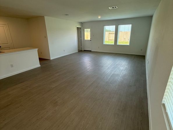 25613 Rose Creek Drive, Cleveland TX 77328