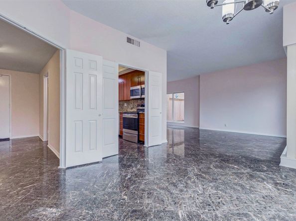 2001 Holcombe Boulevard 206, Houston TX 77030