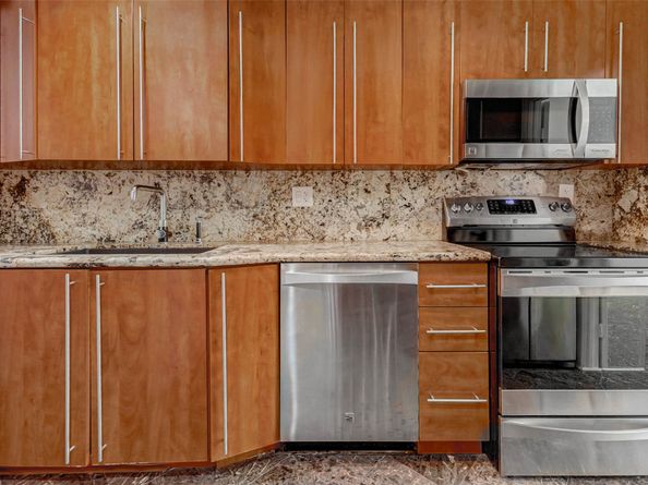 2001 Holcombe Boulevard 206, Houston TX 77030