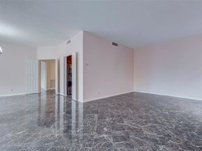 2001 Holcombe Boulevard 206, Houston TX 77030