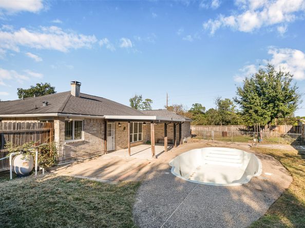 5403 Greenhill Forest Drive, Houston TX 77088