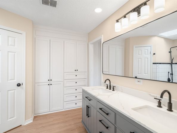 5403 Greenhill Forest Drive, Houston TX 77088