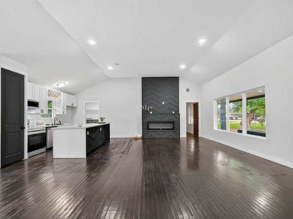 209 Leago Street, Houston TX 77022